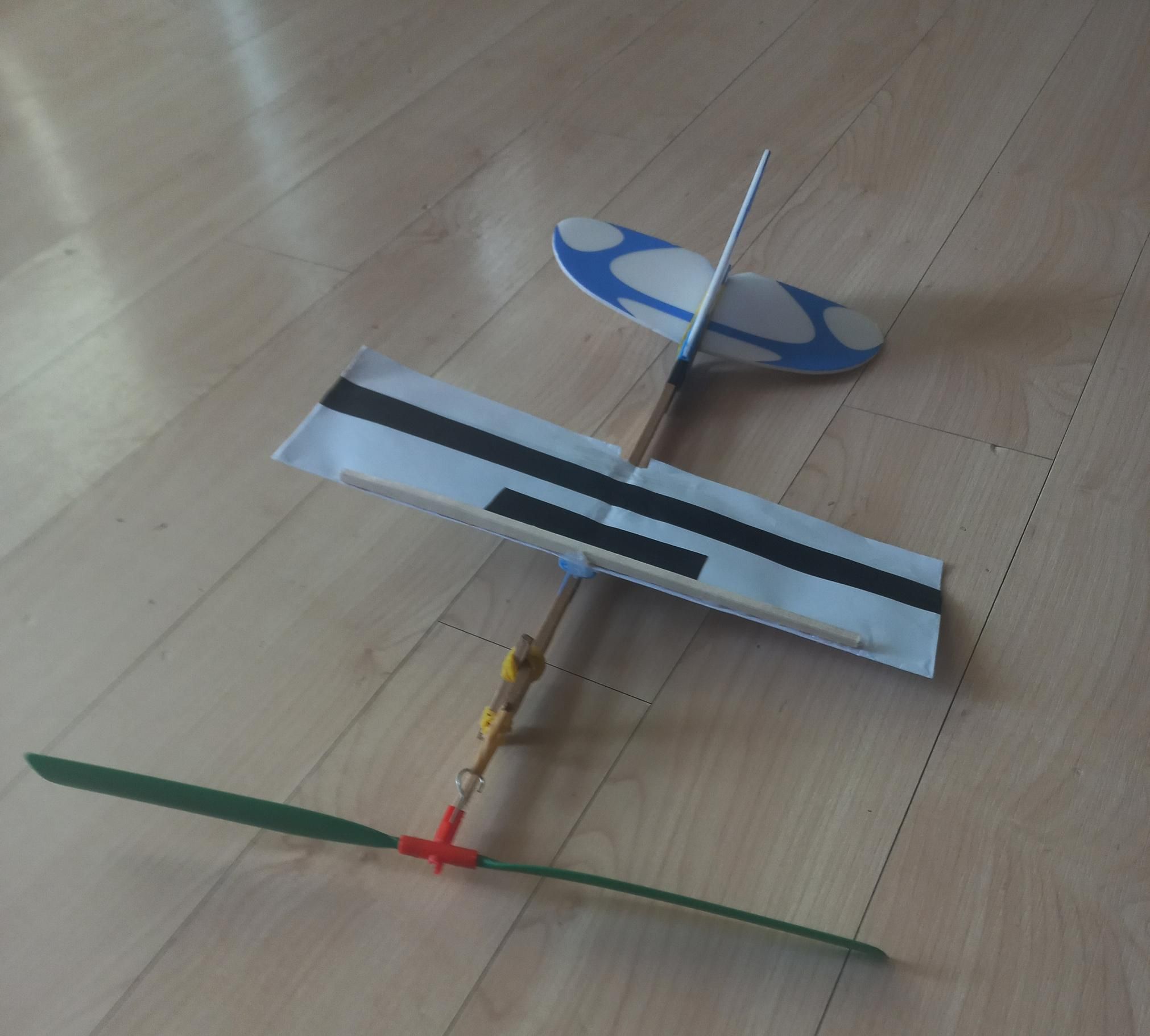 Frankencopter(rubber Band Plane Experiment) 3 Steps Instructables