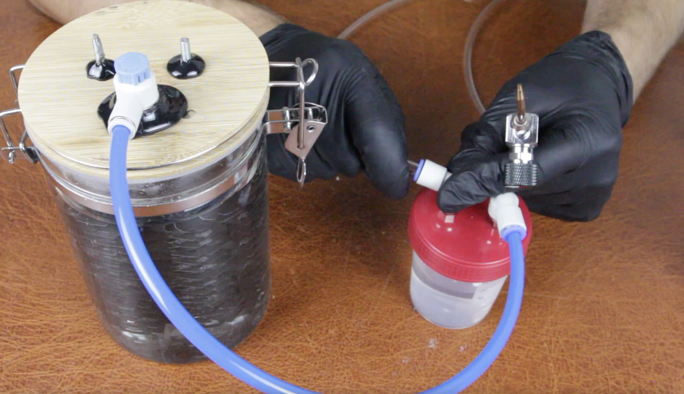 Powerful HHO Generator: Using 99 + Razor Blades for Electrolysis 2500 ...