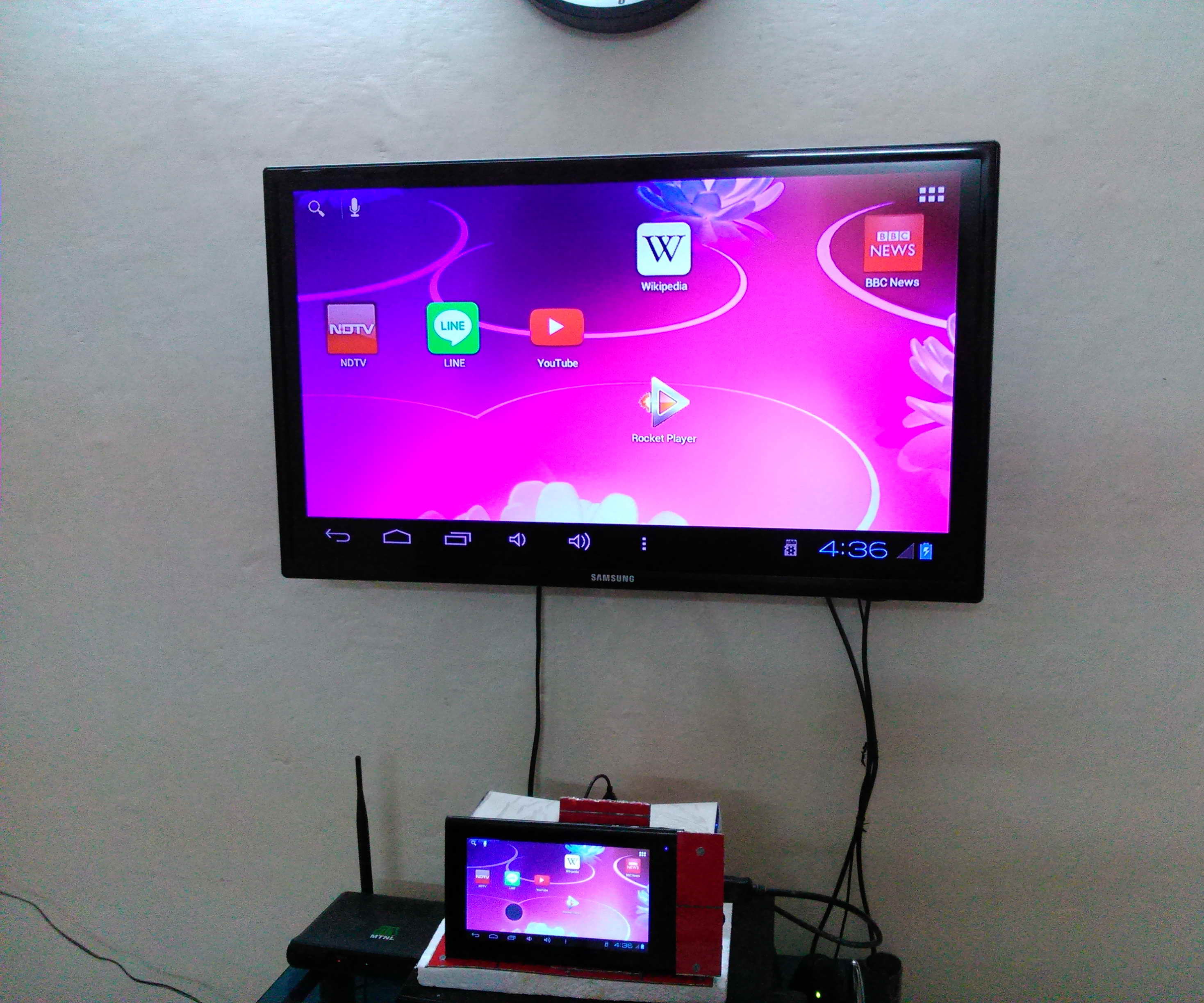 Tablet Docking Station
