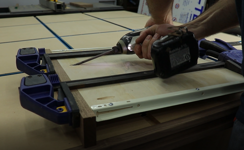 T-Track Assembly Table/Outfeed Table : 23 Steps - Instructables