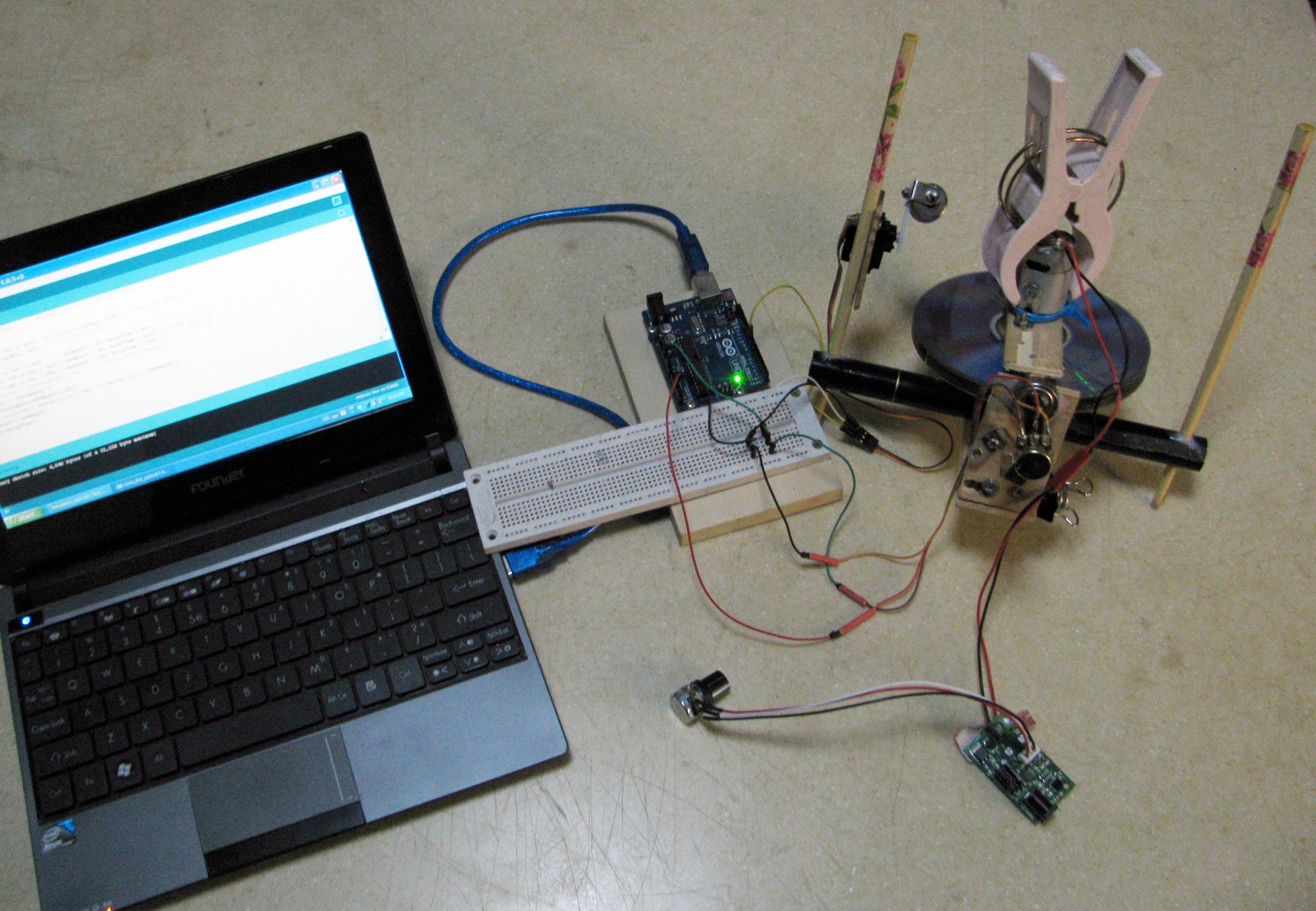 Self Balancing Gyroscope V3 Using Arduino and Pot for Tilt Sensor ...