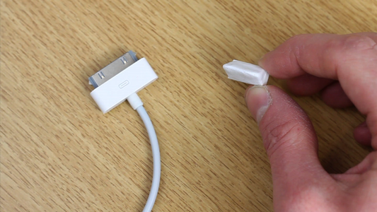 1: Make a USB Cable Mount on Your Monitor