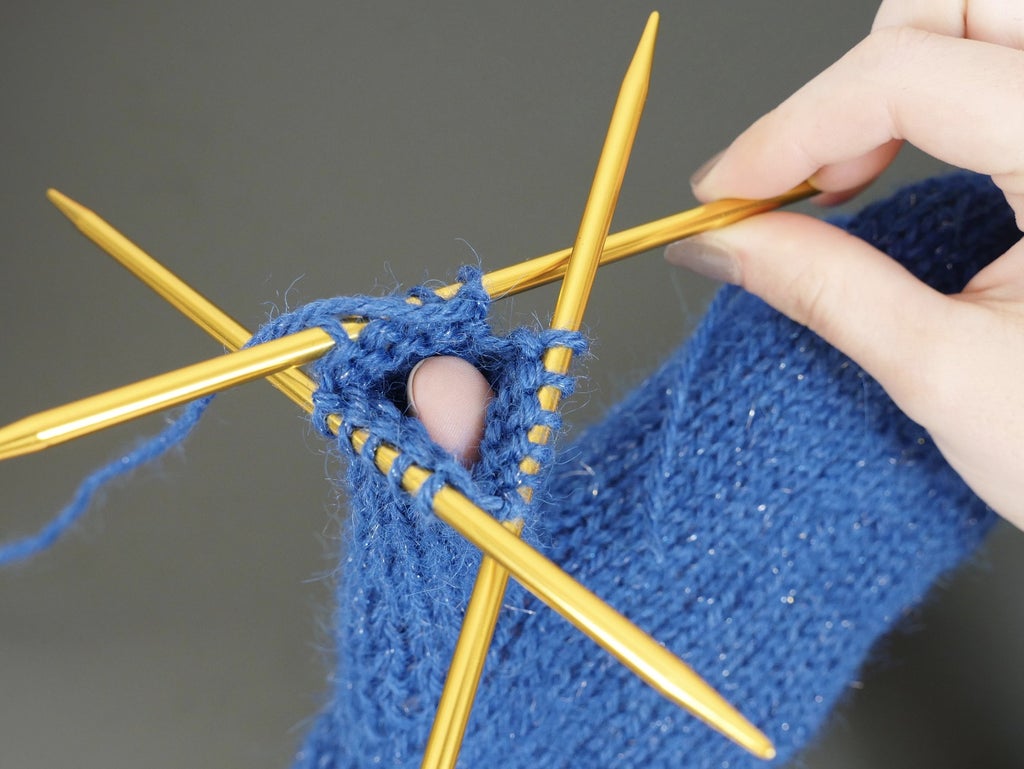 Easy Knit Mittens 7 Steps (with Pictures) Instructables