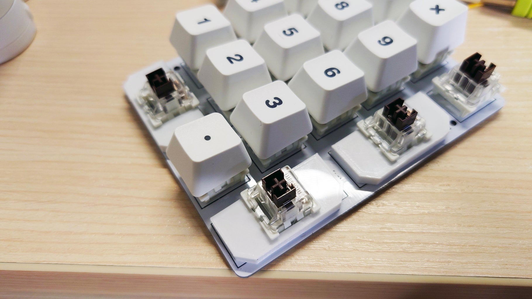 DIY $8 Mechanical Numpad (with Arduino Compatible Firmware!) : 8 Steps ...