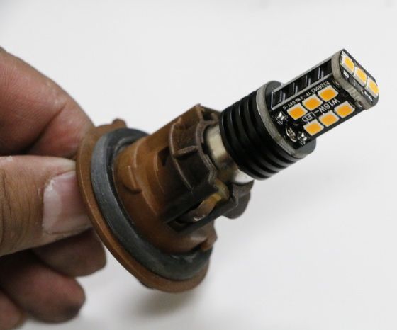 How to Fit a 1156 LED Bulb Into a 7507 Housing
