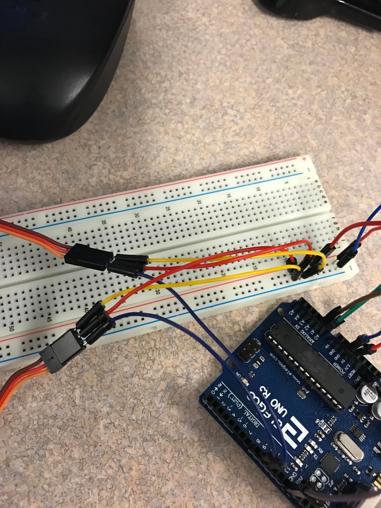 Connecting Servos