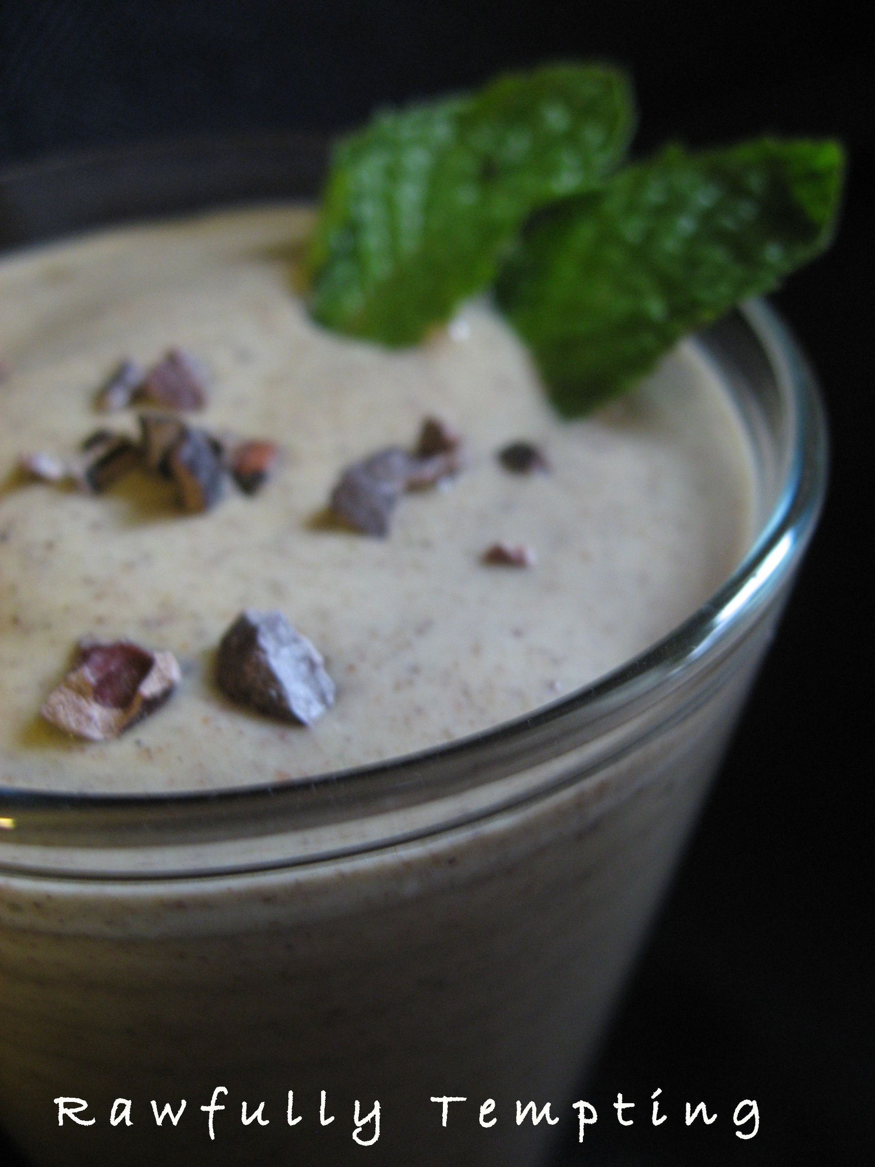 Mint Chocolate Chip Smoothie