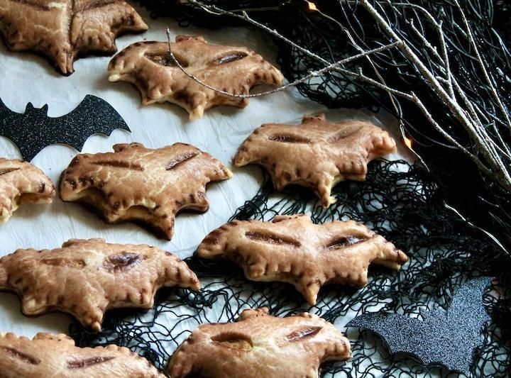 Flying Bat Pumpkin Pie Pop Tarts | Spooky Halloween Dessert