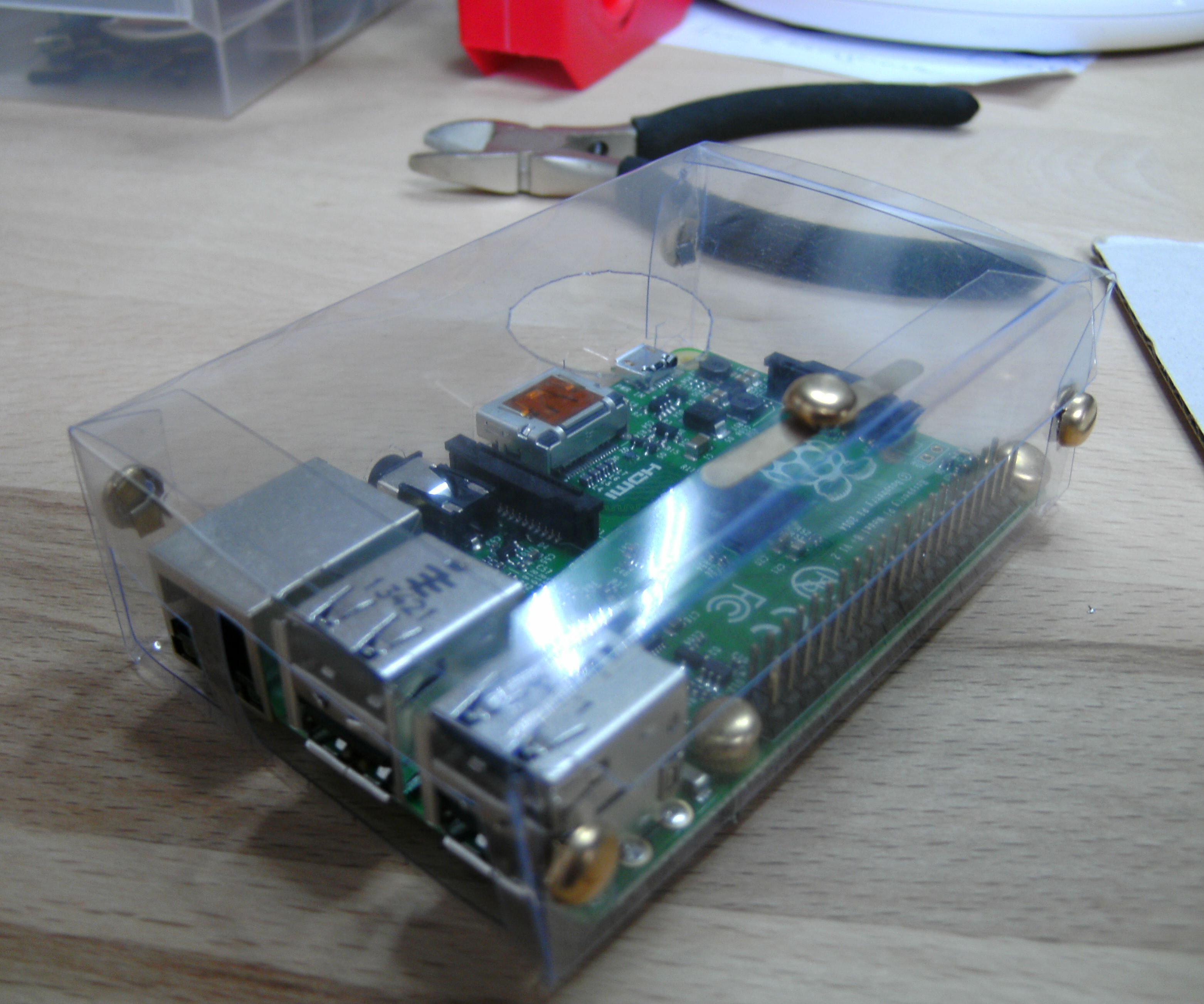 Simple Raspberry Pi B+ Case