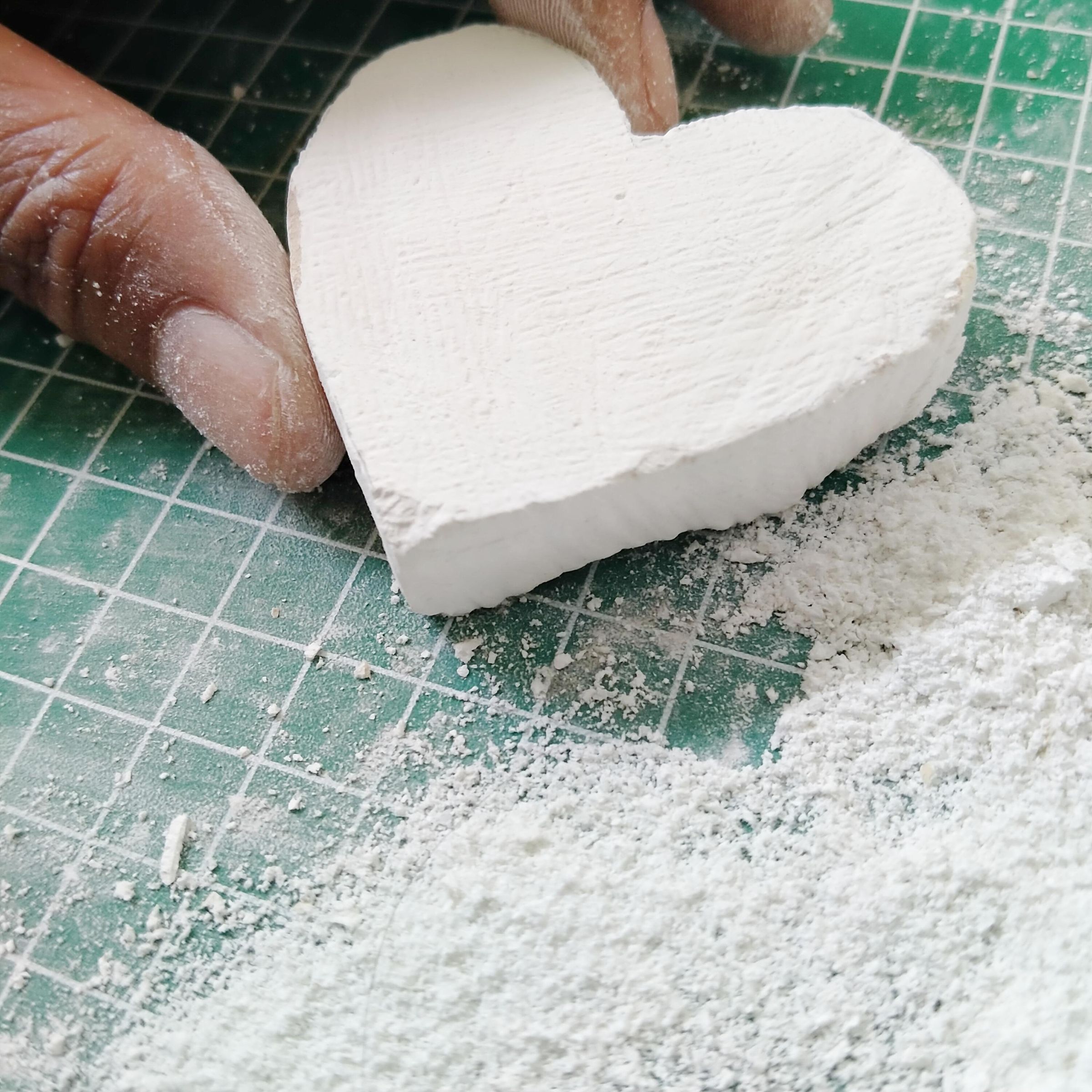 Carve a Stone Into a Pendant Heart Shaped Pendant 3 Steps (with