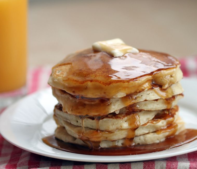 How to Make Buttermilk Pancakes