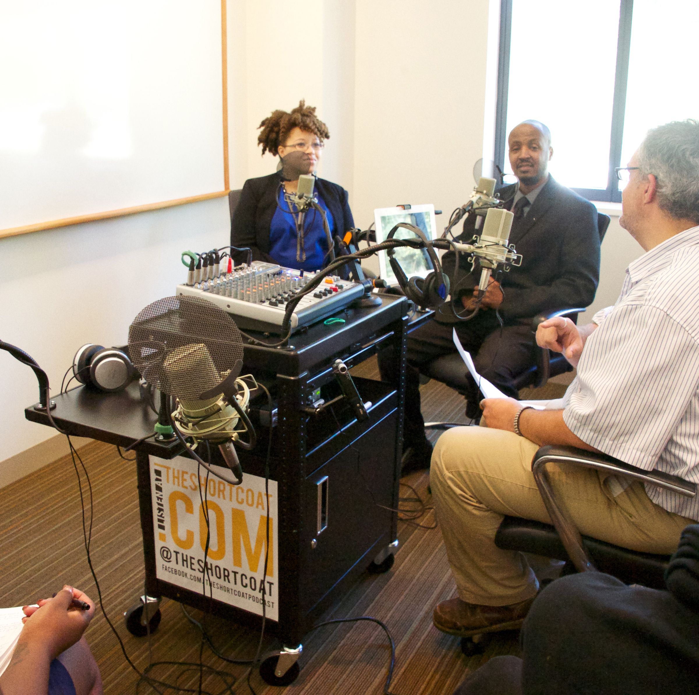 THE PODCASTINATOR: A MOBILE PODCASTING STUDIO