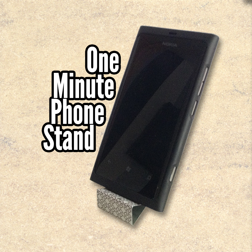 1 Minute Phone Stand Out of a Paperclip and a Bulldog Clip.