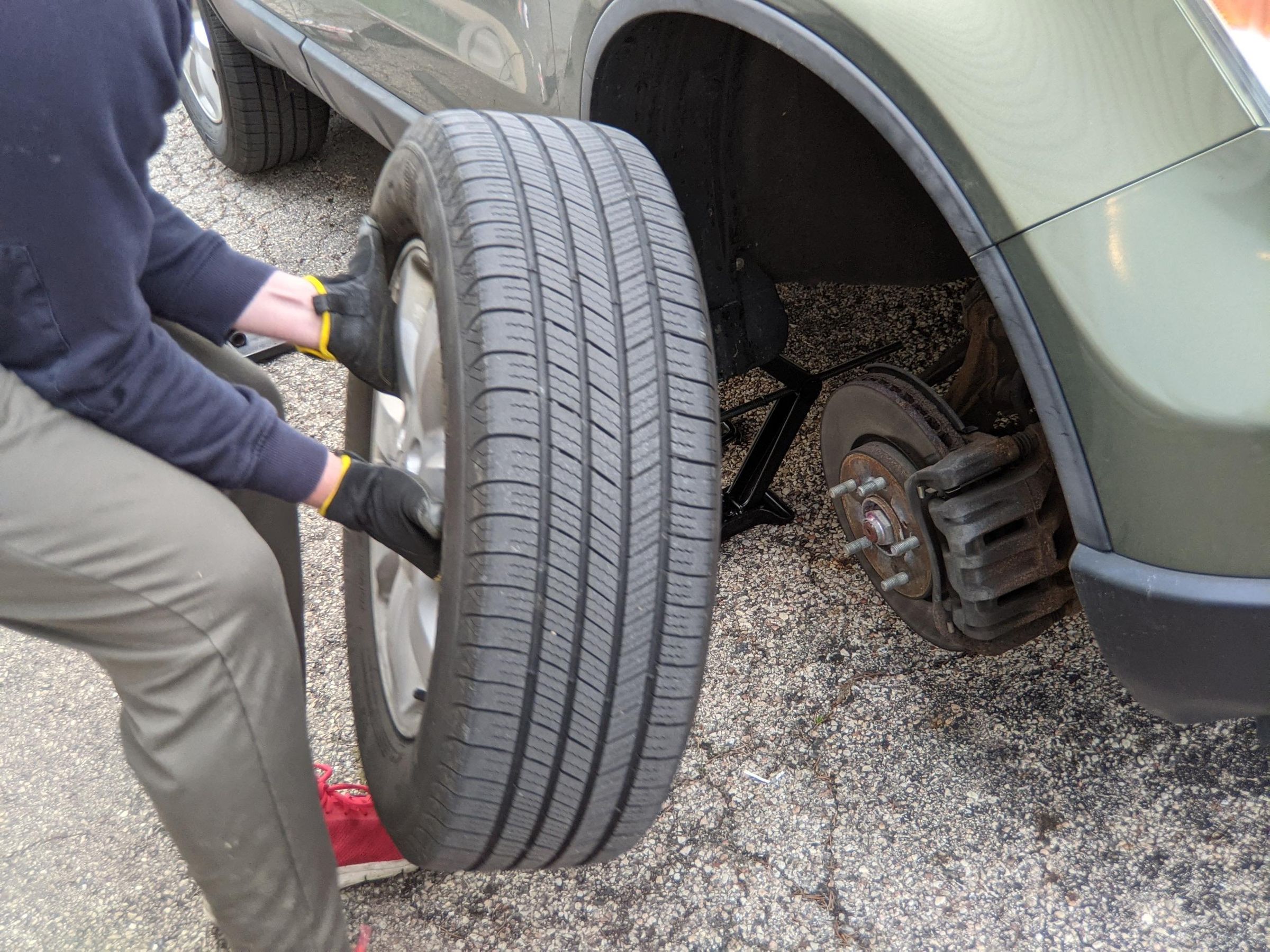 How to Change Your Own Tires! 7 Steps (with Pictures) Instructables