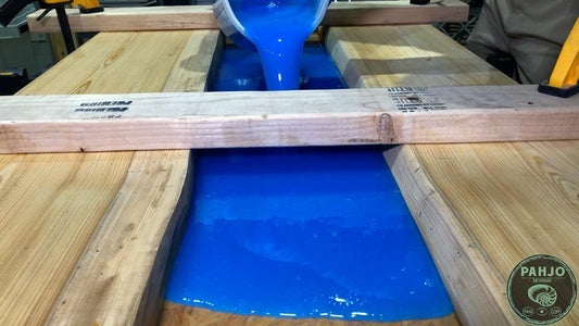 DIY Epoxy River Rock Table That Glows : 24 Steps (with Pictures ...