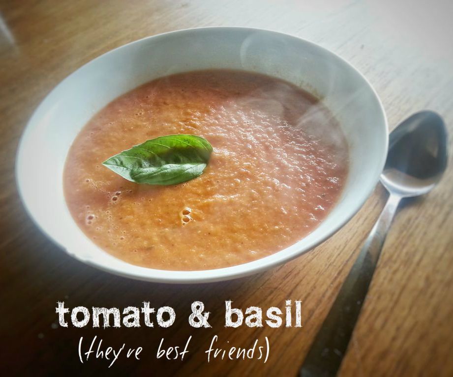 Roasted Tomato Soup: Flavourful, Fresh & Simple 