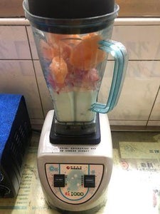 Put the Ingredient Into Blender