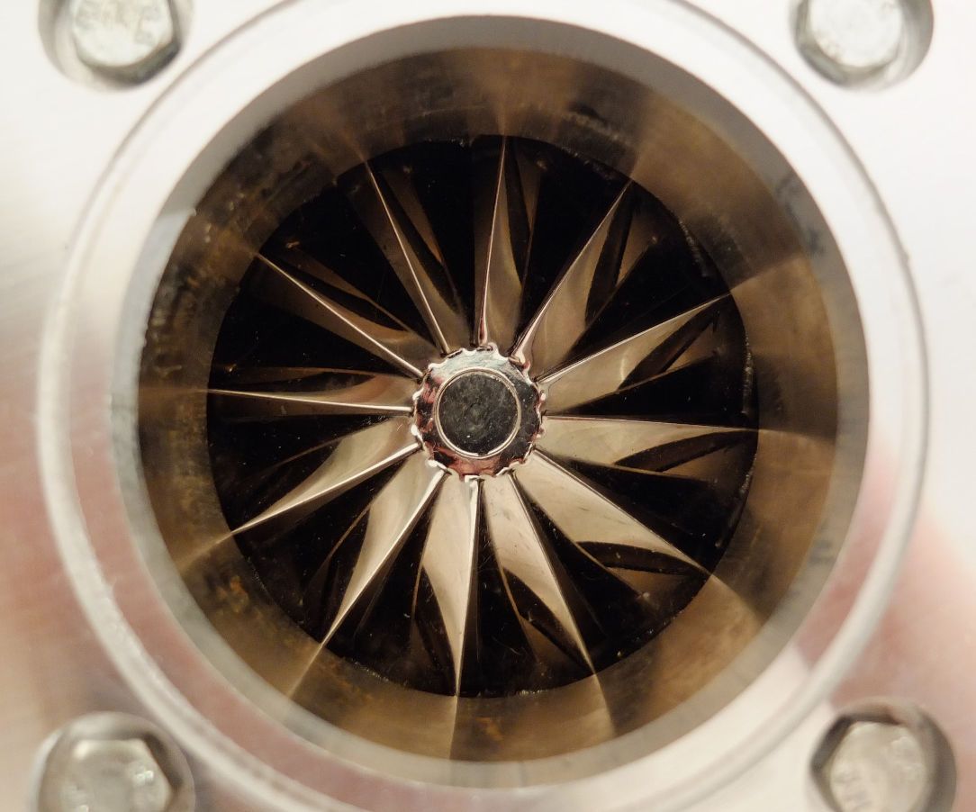 Open Ultra High Vacuum System