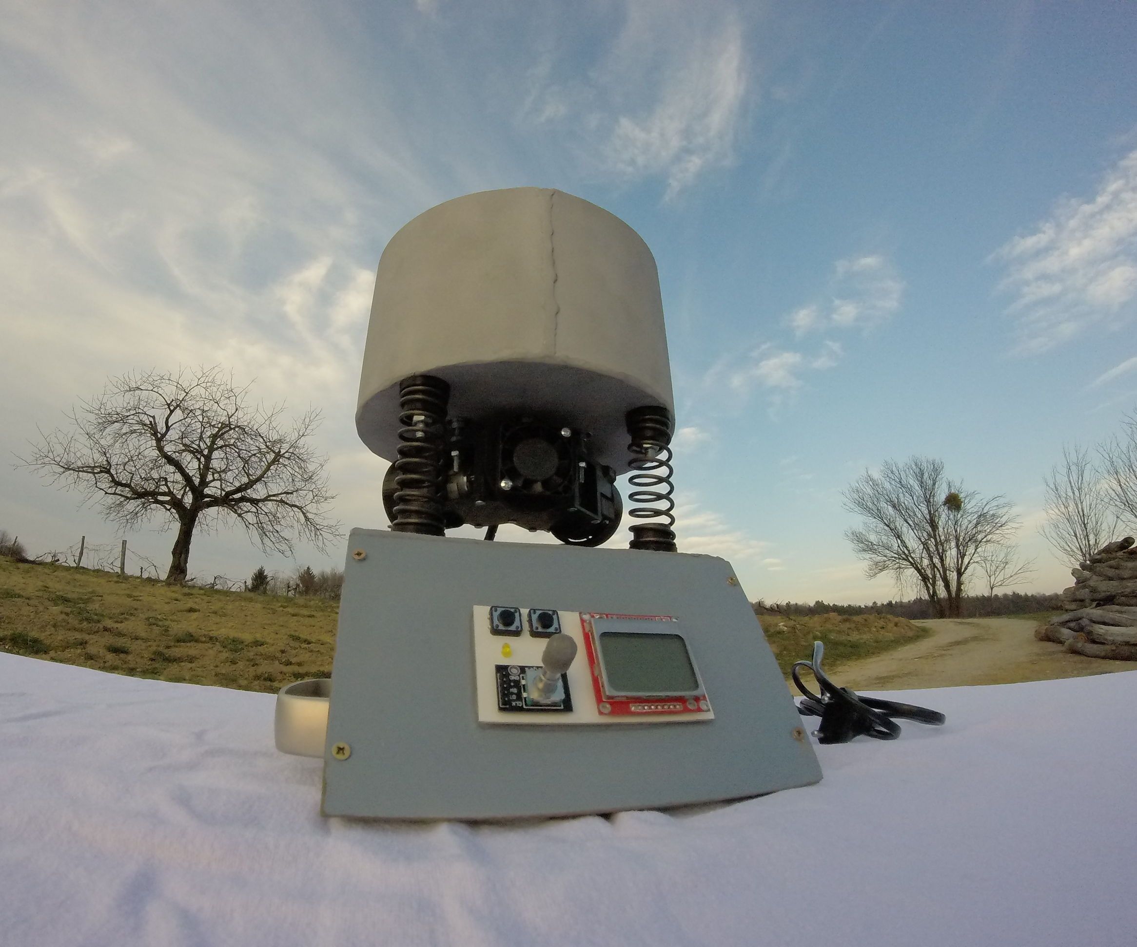 Vibratory Tumbler