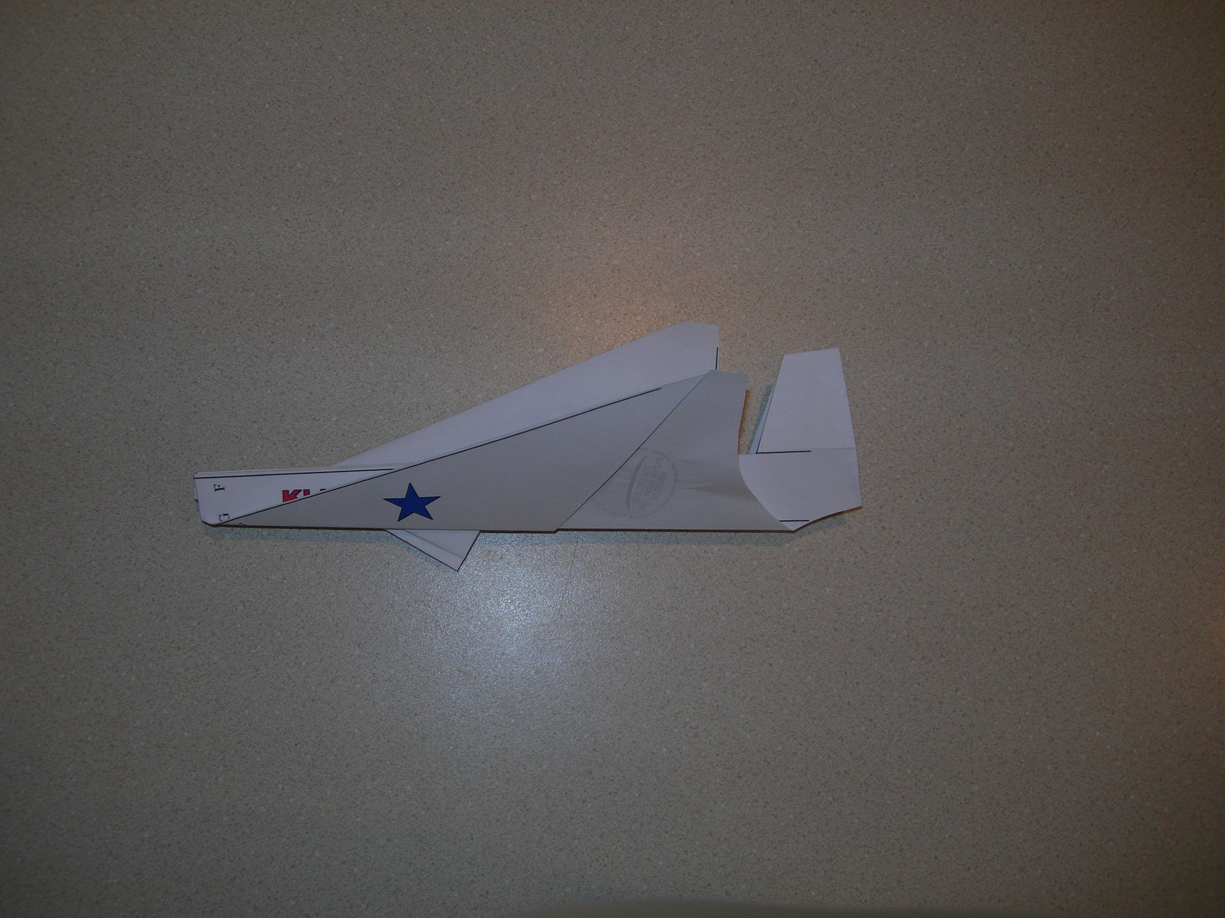 like a kuchibashi. paper 遅い airplane 限定色」