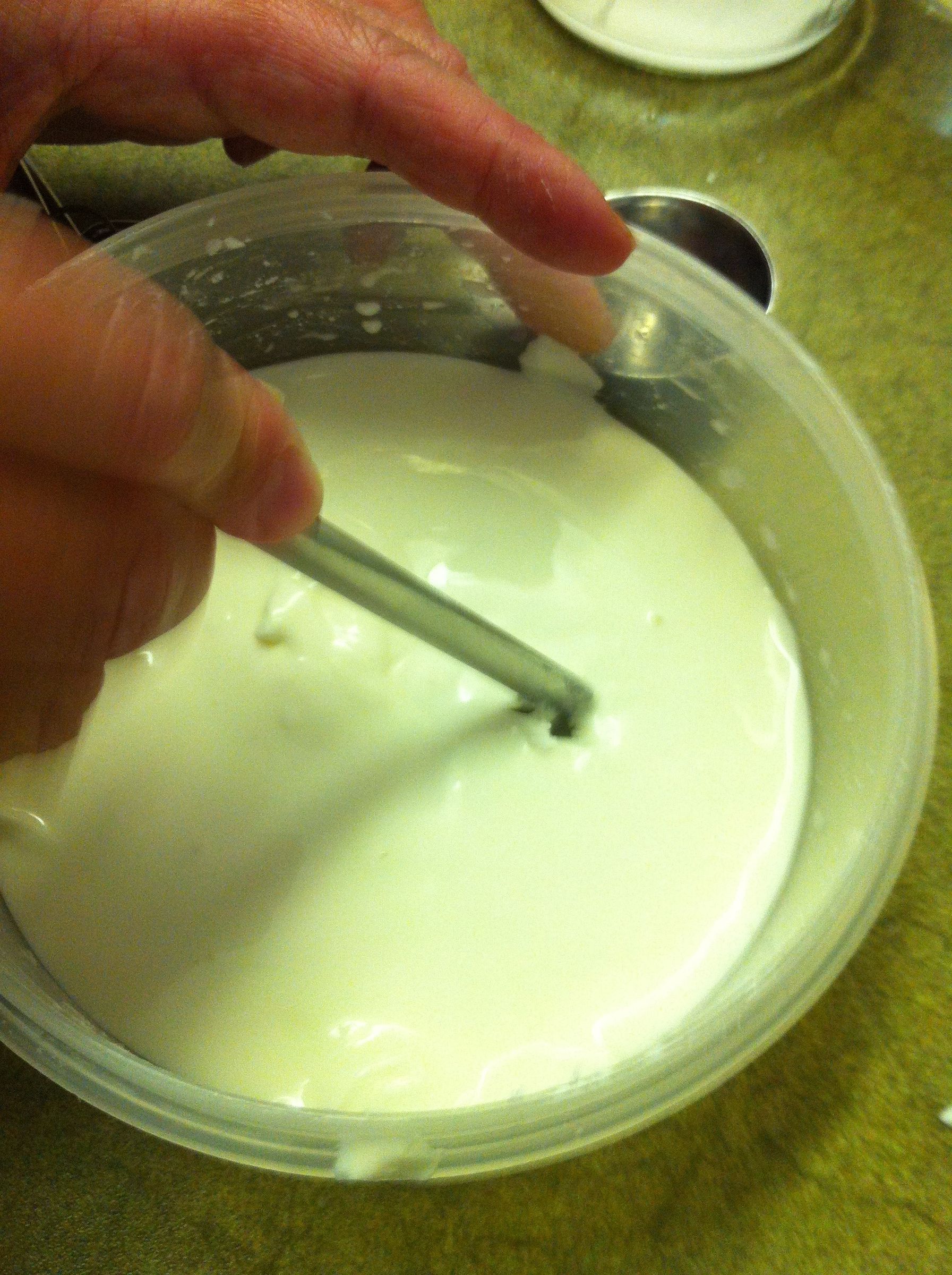 FUN Gloop Corn Flour Experiment 5 Steps Instructables