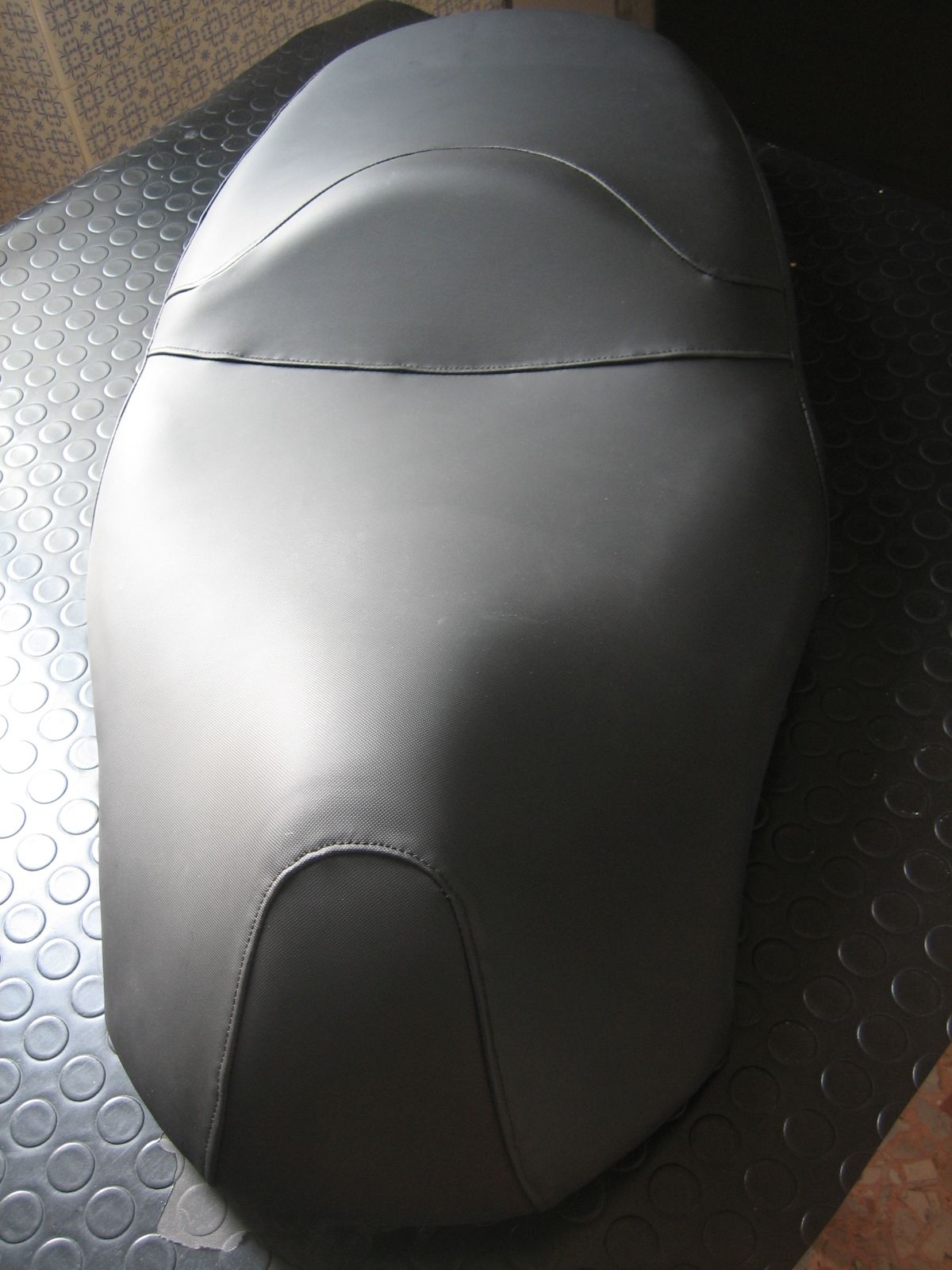 cut out bike seat