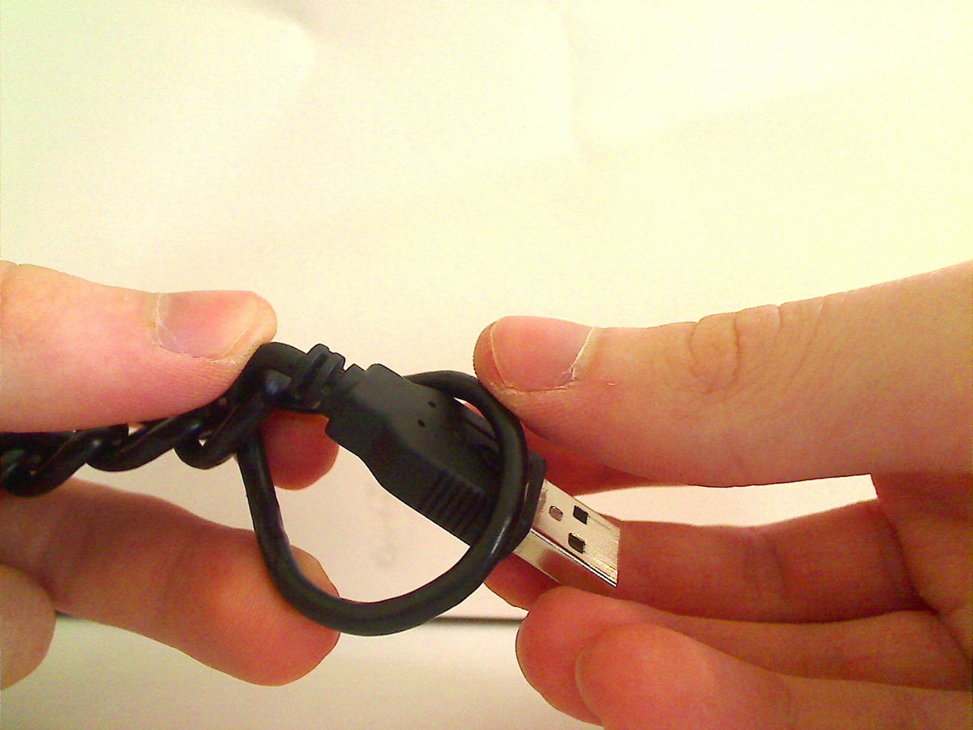 USB Cord Bracelet / Antitangling 14 Steps (with Pictures