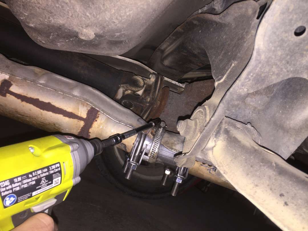 Fix a Leaky Exhaust Pipe. : 4 Steps (with Pictures) - Instructables