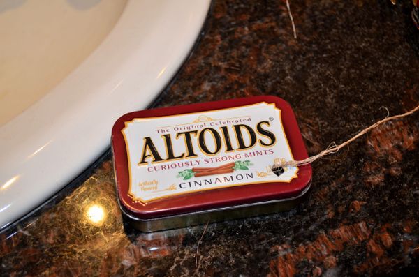 Altoids String Case