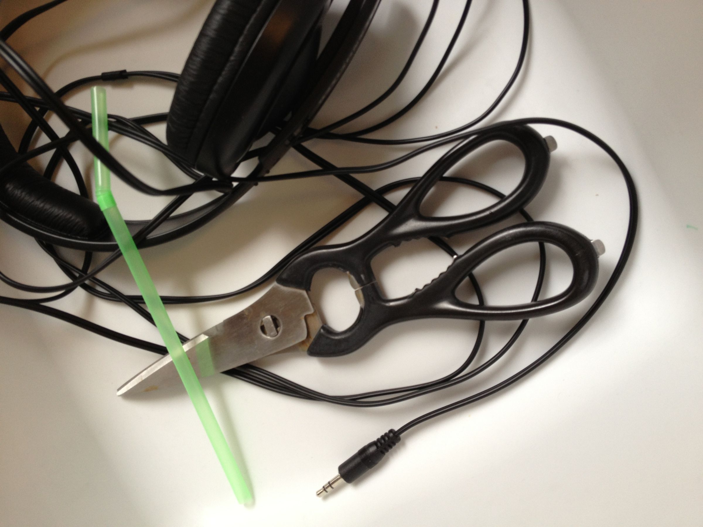 Reinforce a Headphone Cord So It Doesn't Kink