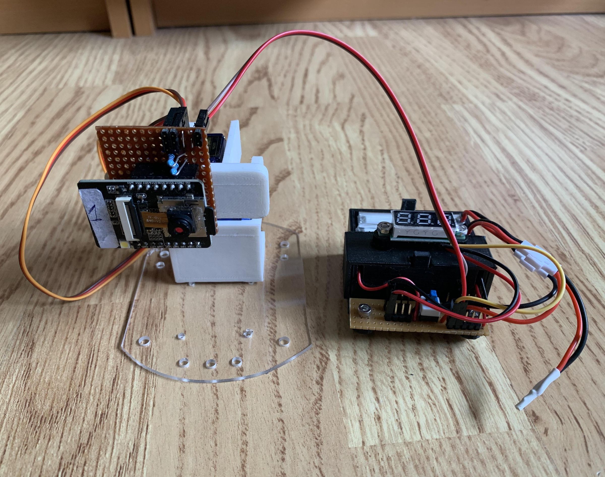 Pan and Tilt Camera With ESP32-CAM L0Cost Robot Controller