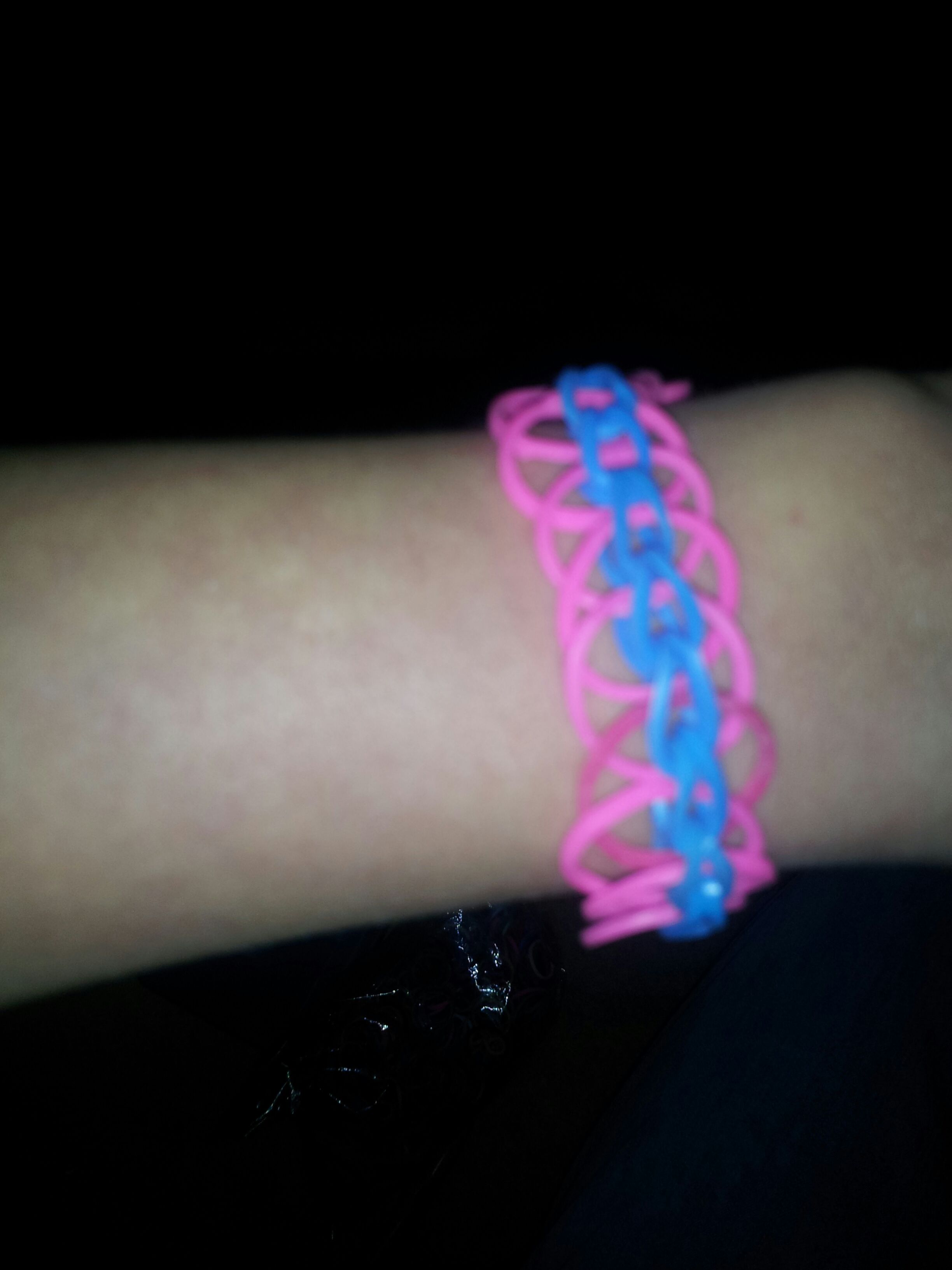 Single Crossover Bracelet