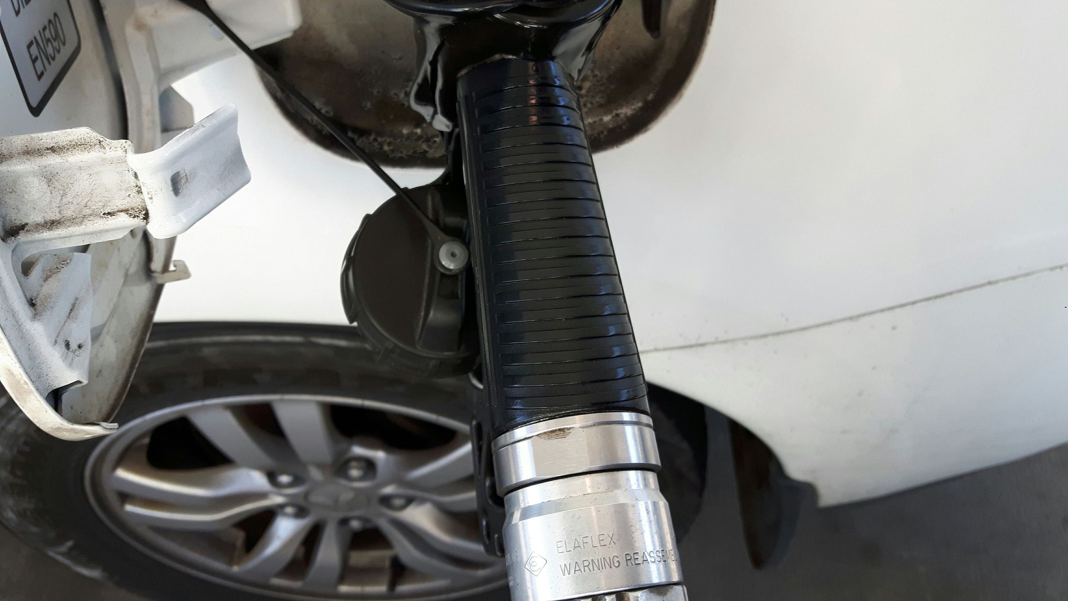 Hands Free Fuel Pump Instructables