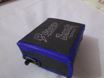 REUSE YOUR OLD MOBILE BATTERY TO MAKE KEY SIZE POWER BANK