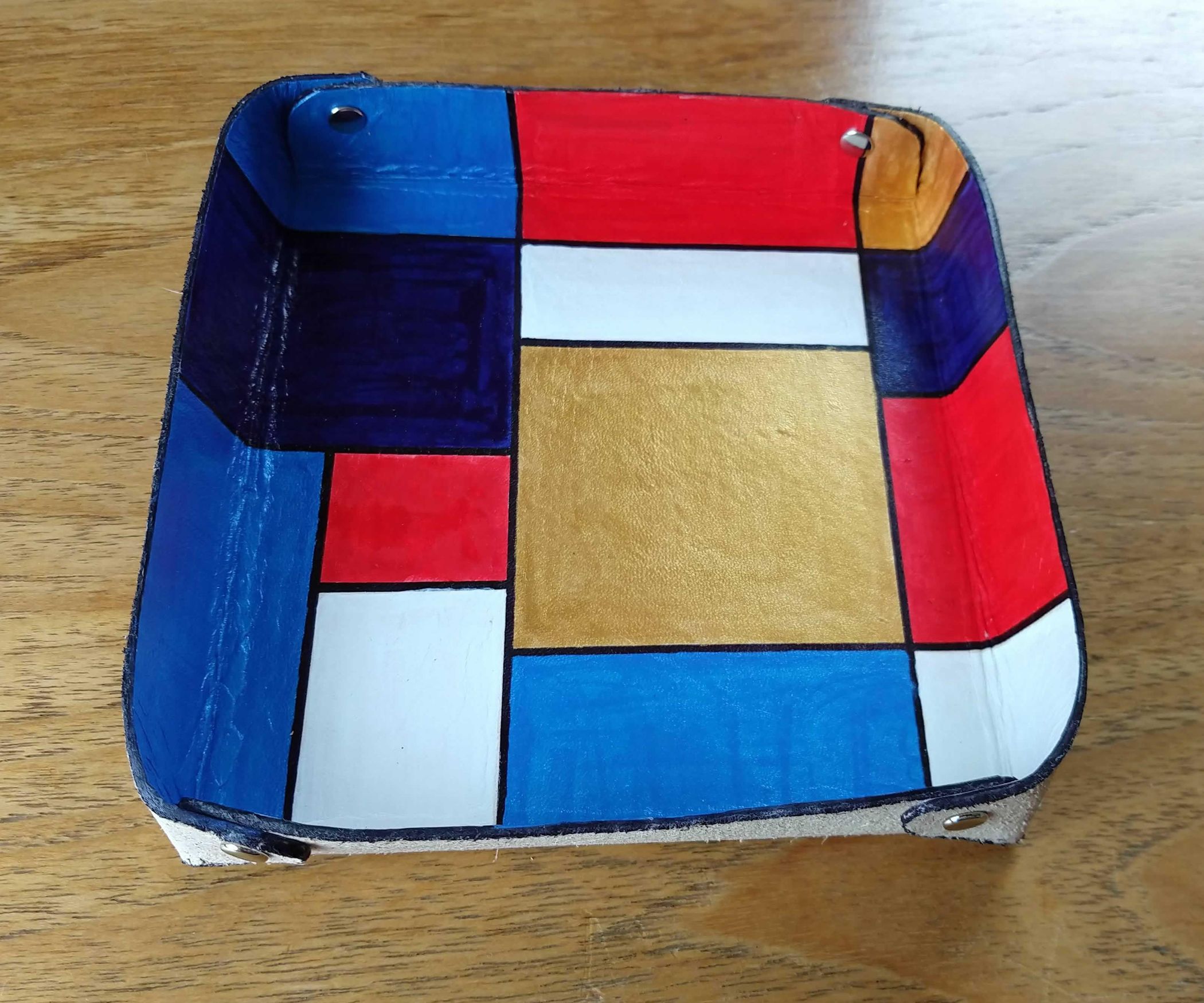 Leather Vanity / Coin Tray Mondrian Style 14 Steps (with Pictures