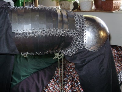 Maille and Plate Leg Armour