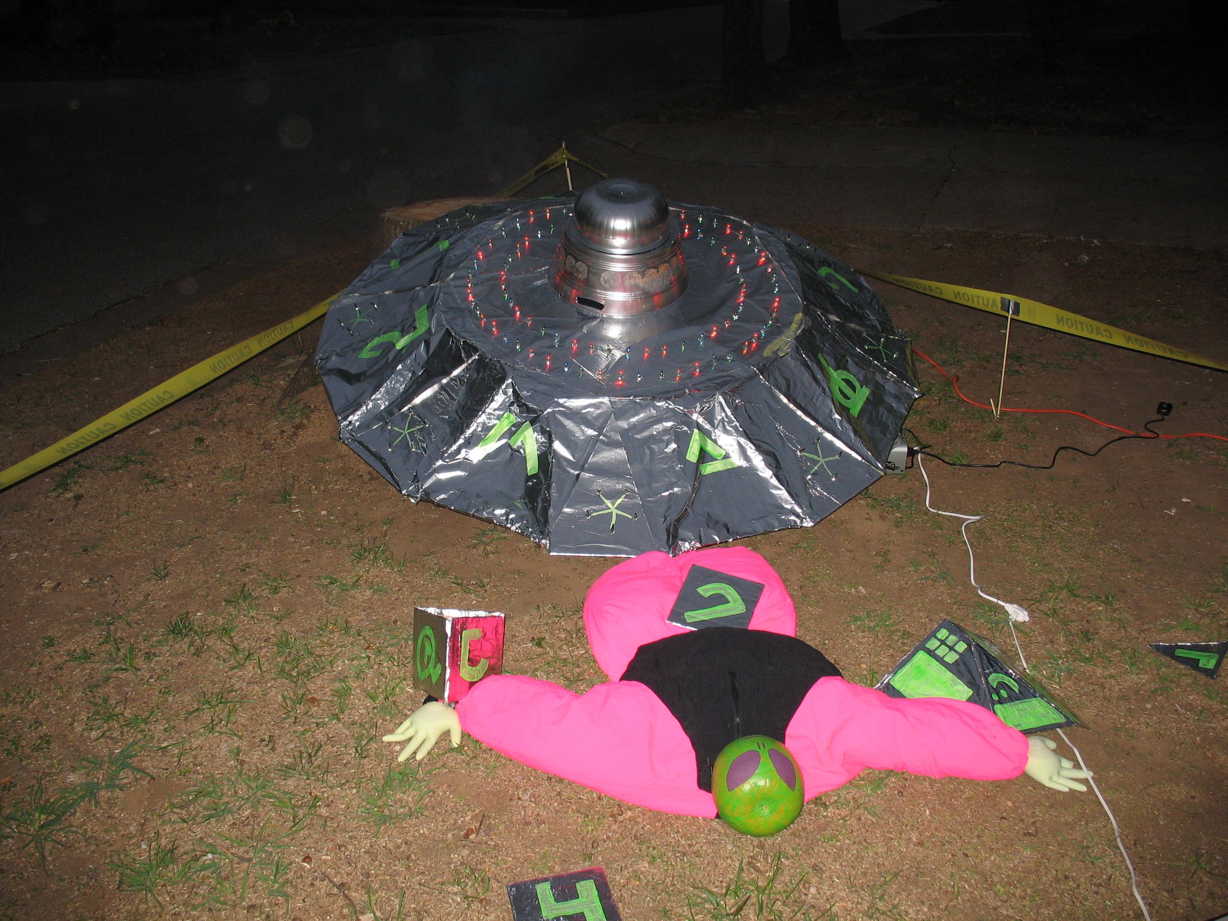 Make a Halloween UFO From Cardboard