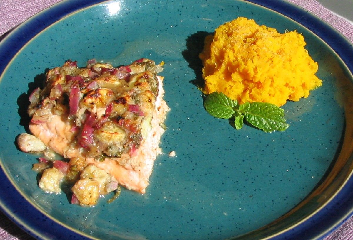 Salmon With Banana-Ginger Salsa