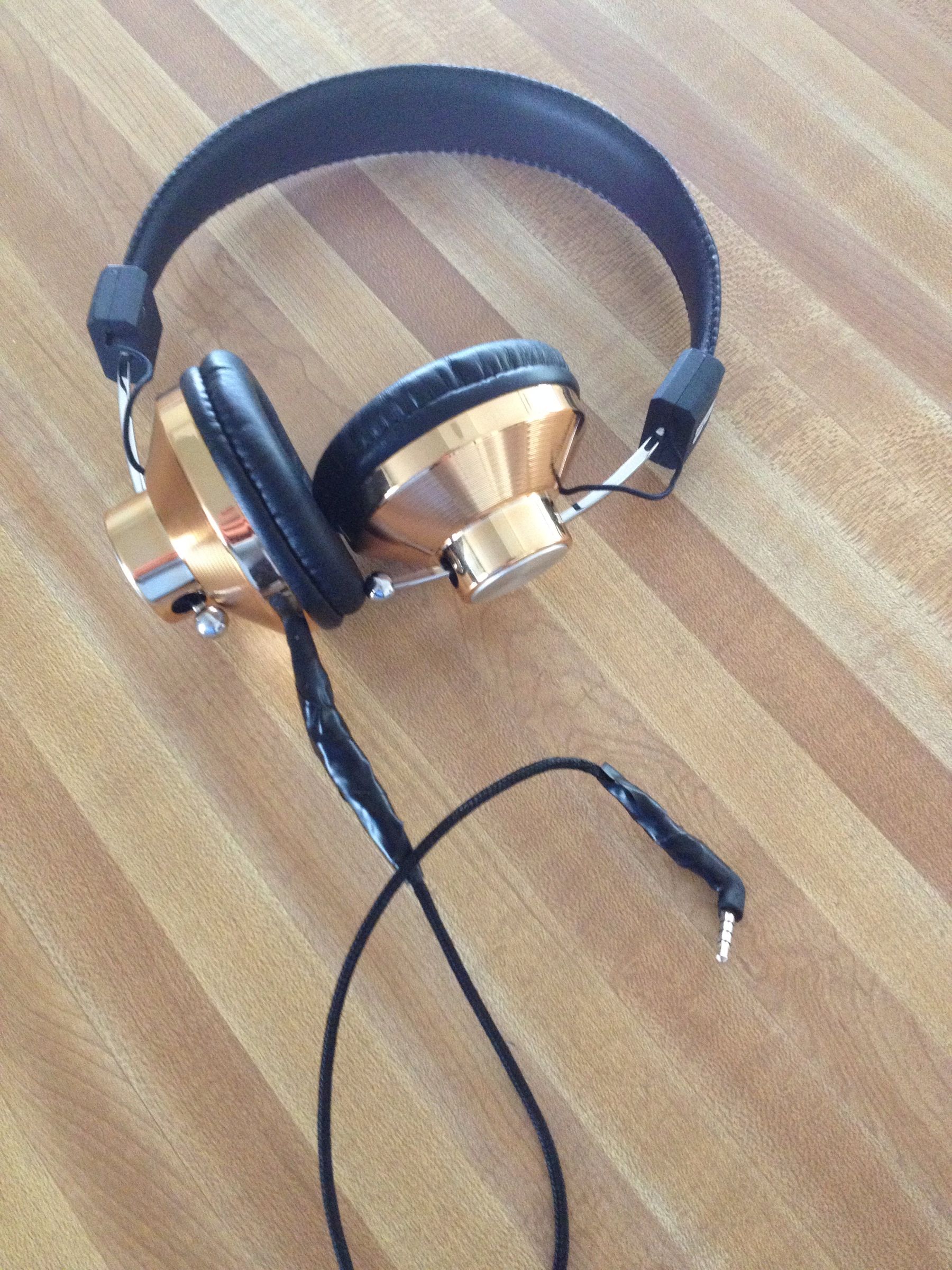 Headphone Wire Fix 3 Steps Instructables