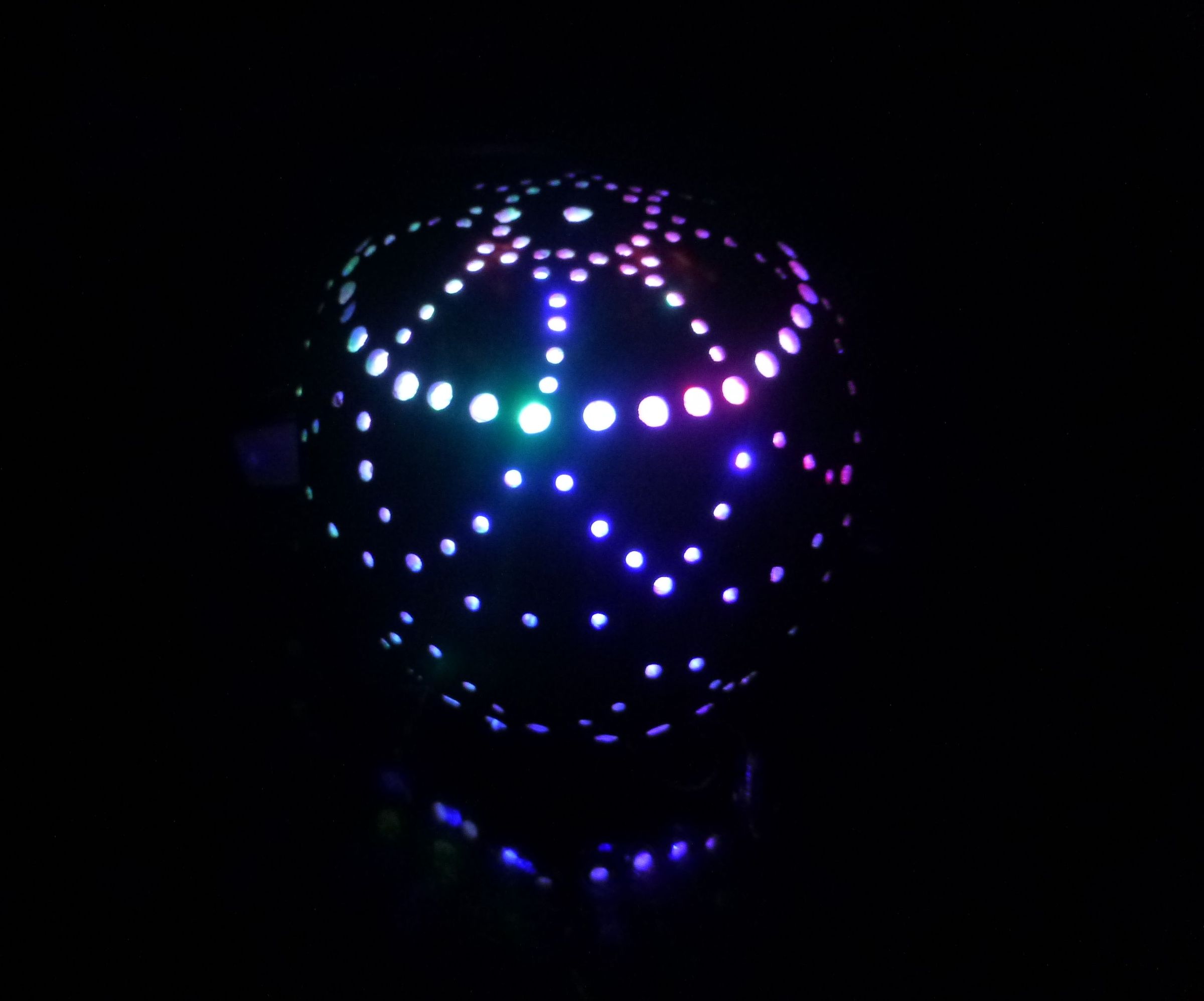 How to Make Decorative Lighting With a Coconut Shell