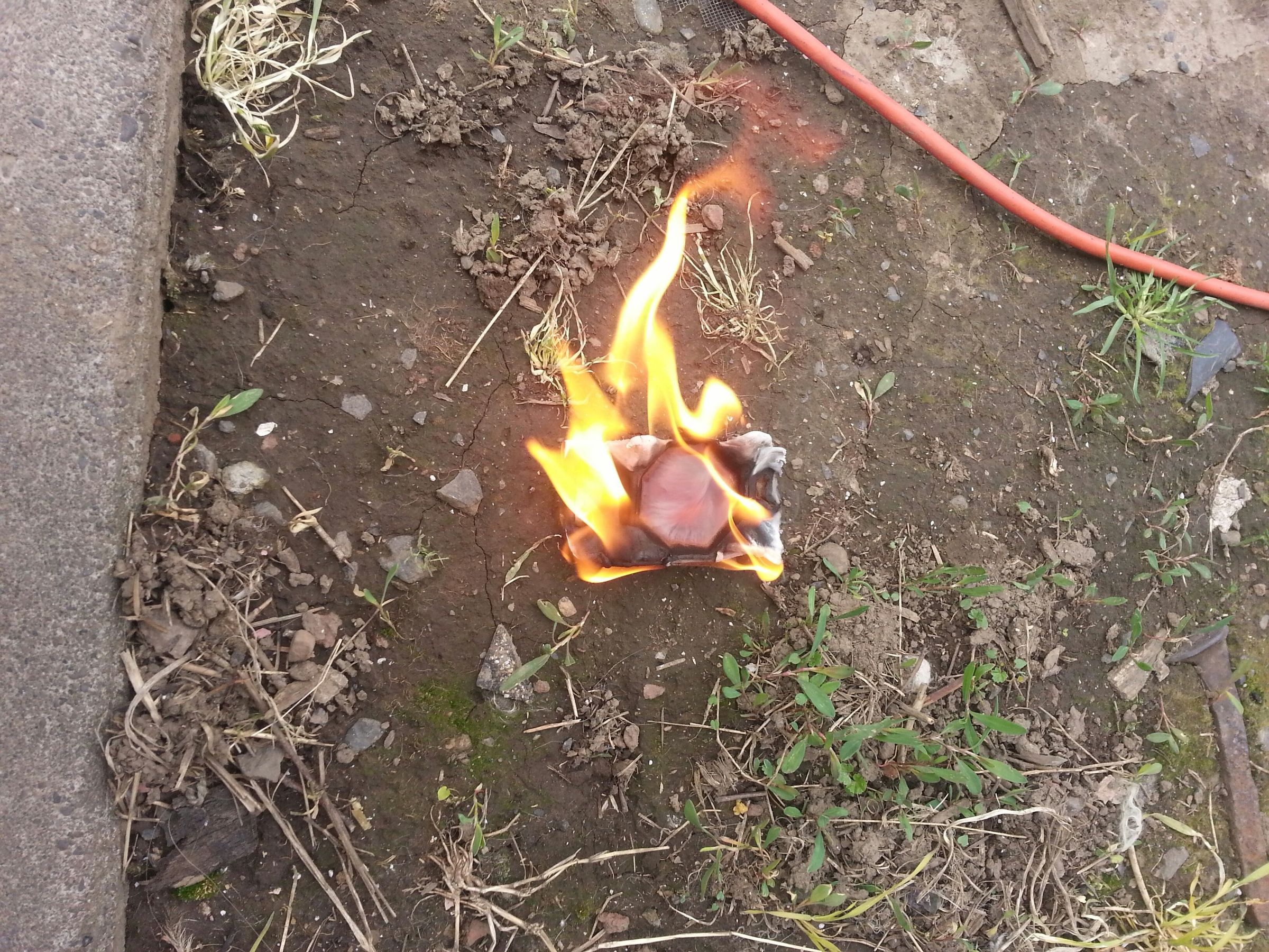 Snow/waterproof Firestarter