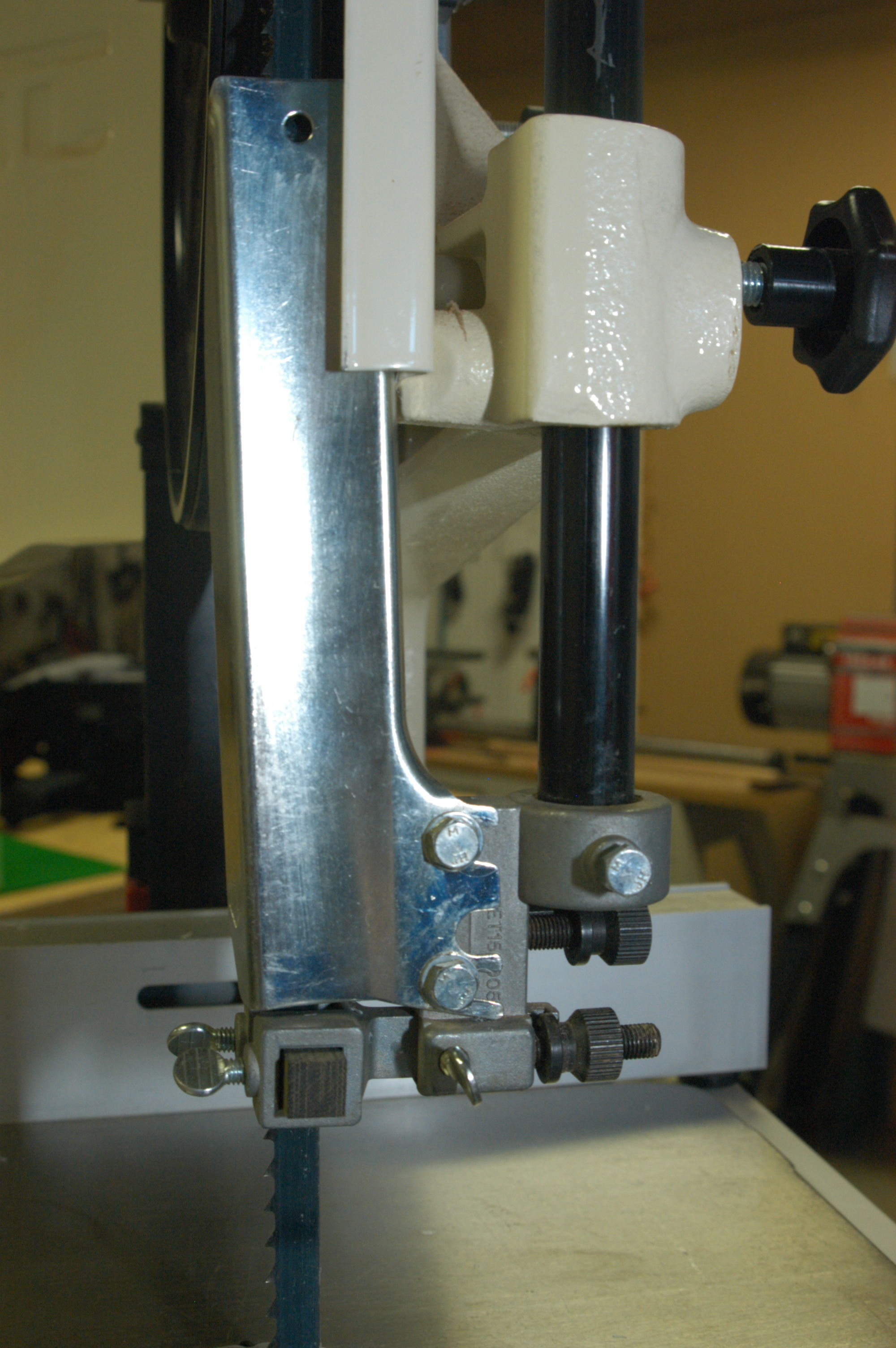 Changing Blades on the 14" Bandsaw 9 Steps (with Pictures) Instructables