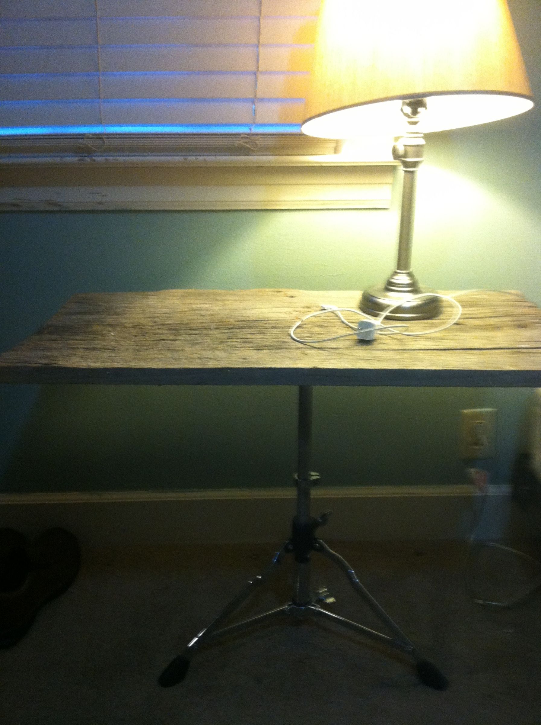 How to Create a Night Stand From a Drum Throne