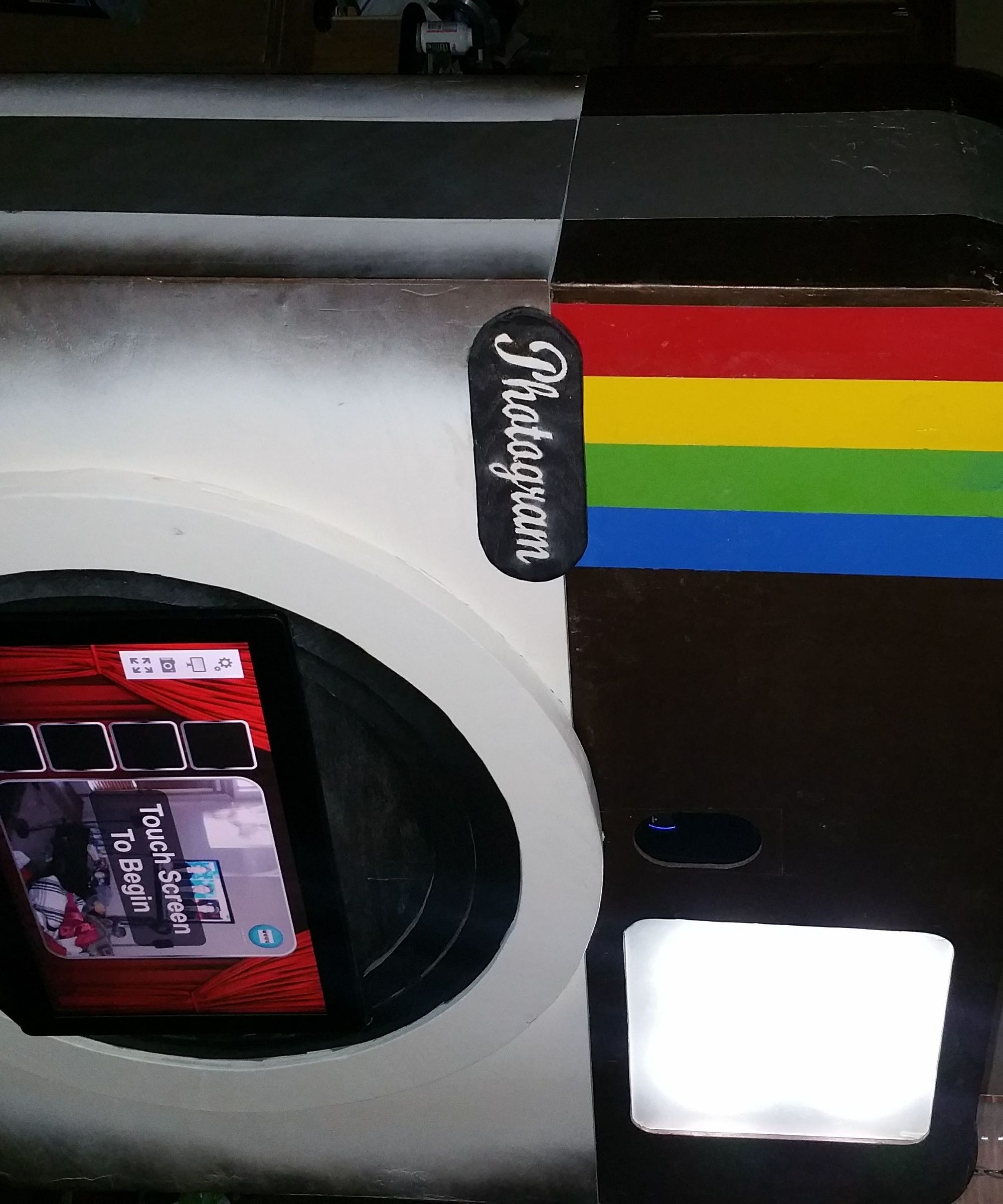 Instagram-Like Photo Booth