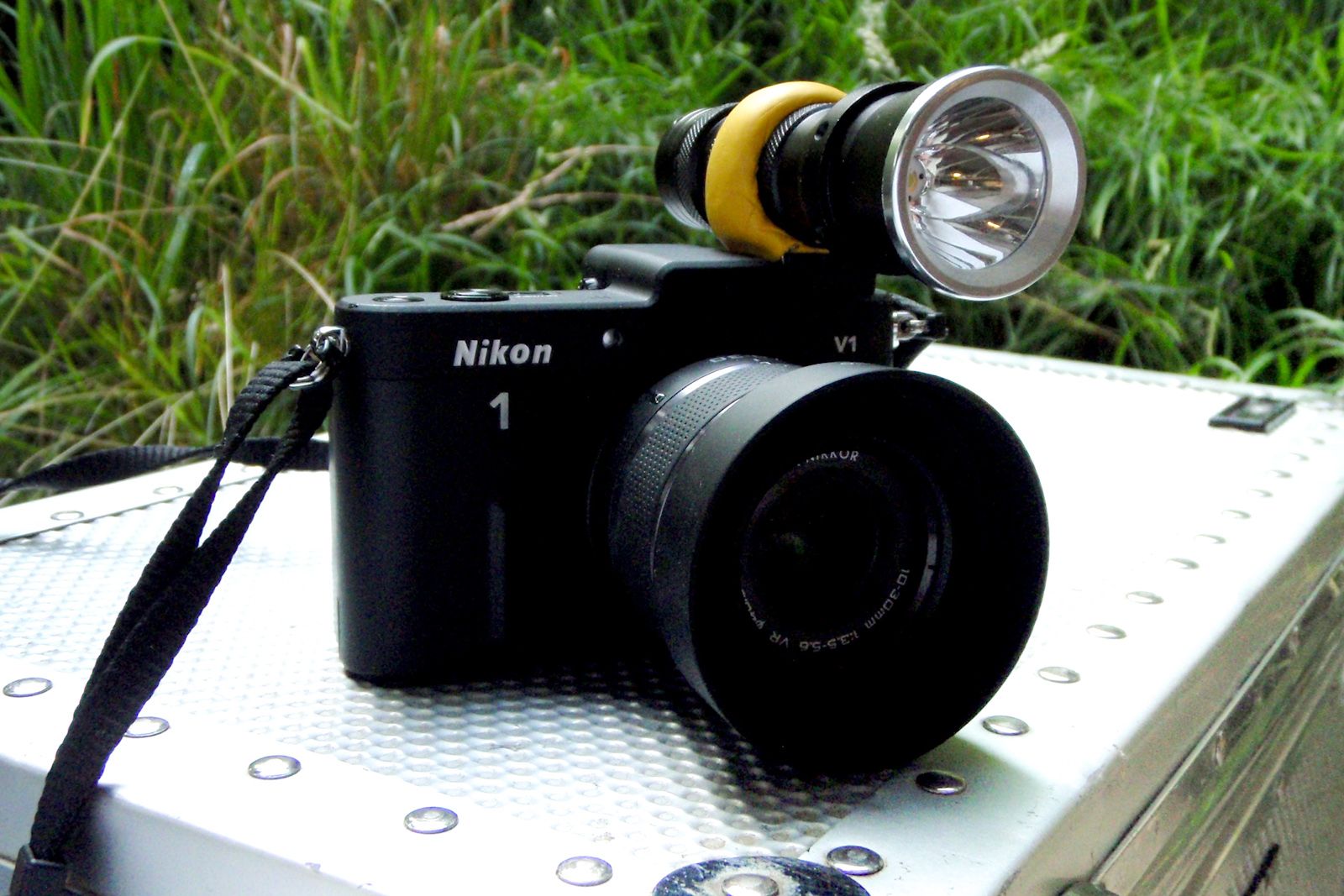 SUGRU-based Flashlight Holder