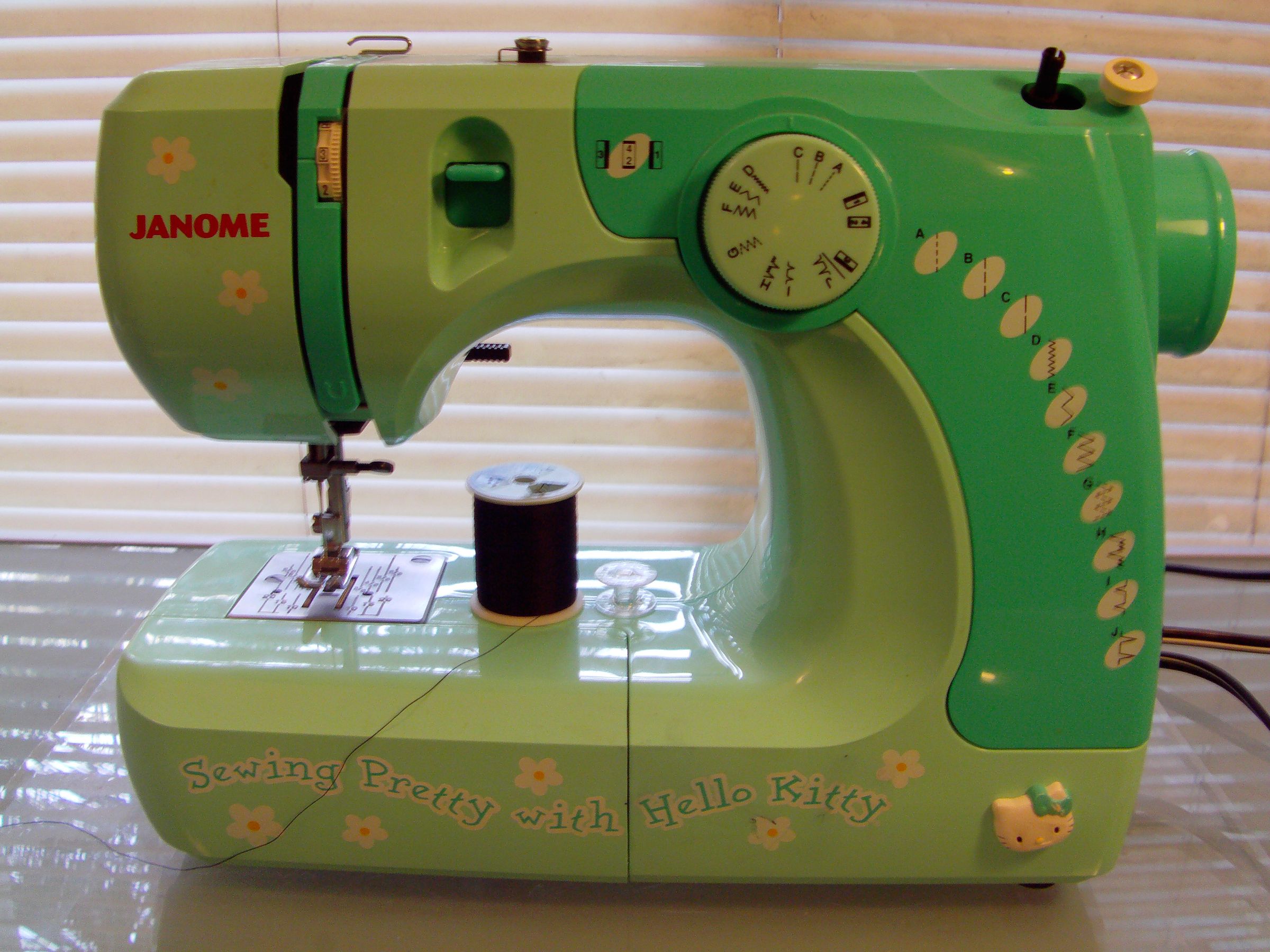 How to use a sewing machine