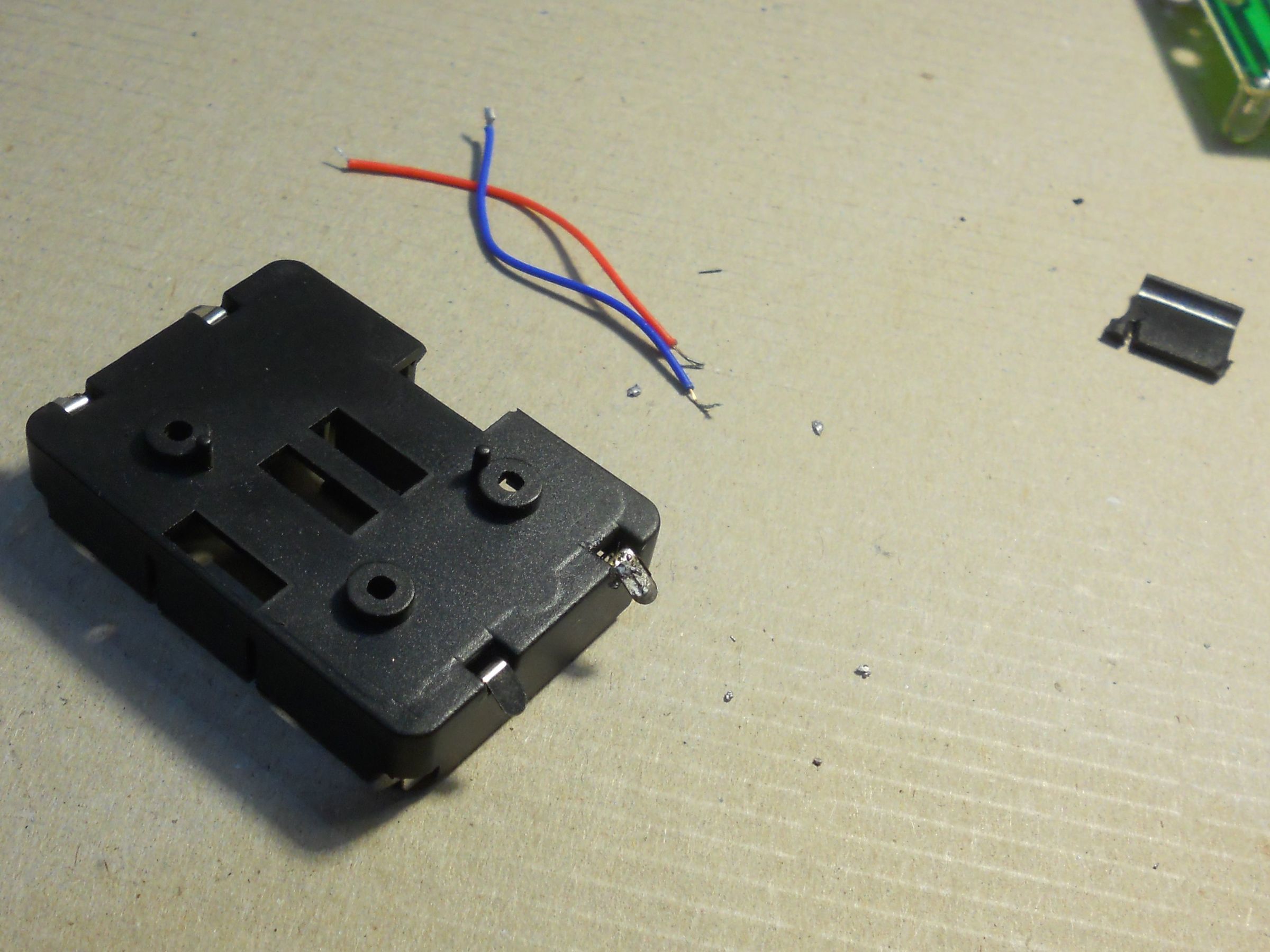 Convert a Battery Powered LED Lamp to USB Power. 5 Steps Instructables