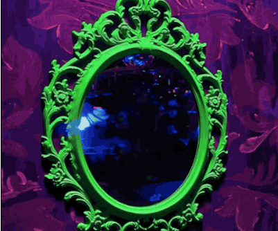 Spooky Face in Mirror Special Effect
