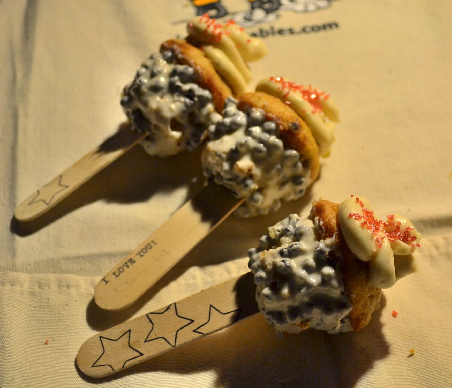 ♥MESSAGES CUP CAKE POPS♥