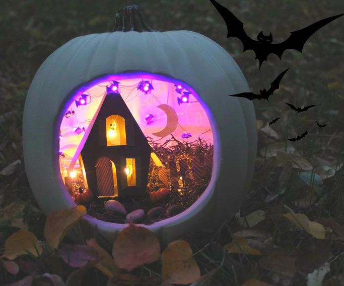 Haunted House Diorama Pumpkin